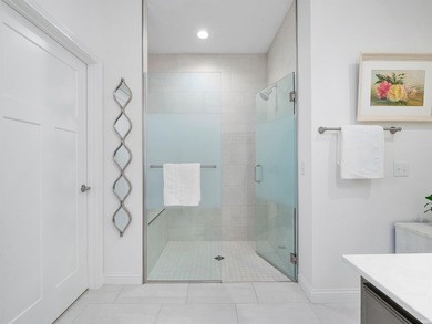 Welcome to this like-new, quality-built Majestic Builders home on Raccoon Run Golf Course in Indiana - for sale on GolfHomes.com, golf home, golf lot