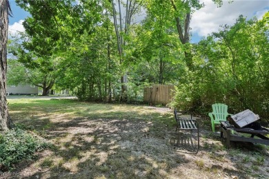 The address is 105 Hartzell Rd. It used to be Cottage #51 on Sebring Country Club in Ohio - for sale on GolfHomes.com, golf home, golf lot