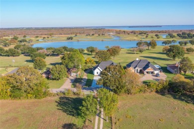 This Beautiful home is placed overlooking hole 9 at Kings Creek on Kings Creek Golf Club in Texas - for sale on GolfHomes.com, golf home, golf lot