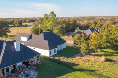 This Beautiful home is placed overlooking hole 9 at Kings Creek on Kings Creek Golf Club in Texas - for sale on GolfHomes.com, golf home, golf lot