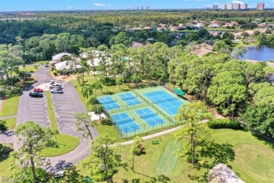 This beautifully FULLY FURNISHED 2-bedroom, 1-bathroom on Fountain Lakes Community Golf Course in Florida - for sale on GolfHomes.com, golf home, golf lot