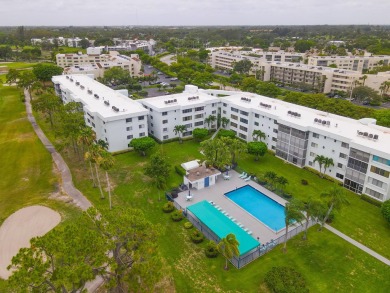 WELCOME TO THIS BEAUTIFUL UPGRADED  TOP FLOOR CONDO WITH  ITS on Poinciana Golf Club in Florida - for sale on GolfHomes.com, golf home, golf lot