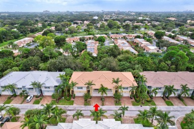 Amazing opportunity to own a spacious, open floor plan townhome on Old Palm Golf Club in Florida - for sale on GolfHomes.com, golf home, golf lot