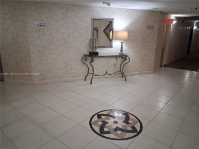 You will be the envy of your family/friends when they visit you on Pembroke Lakes Golf Club in Florida - for sale on GolfHomes.com, golf home, golf lot