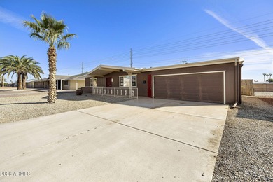 Well maintained 2 bed, 1 bath home in a sought after adult on Sun City Country Club in Arizona - for sale on GolfHomes.com, golf home, golf lot