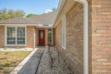 Great opportunity to own in desirable Eagle Harbor Community! on Eagle Harbor Golf Club in Florida - for sale on GolfHomes.com, golf home, golf lot