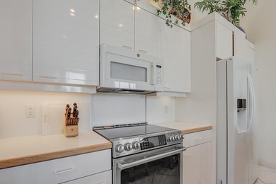 Rare, rare, rare Frenchman's Creek home for luxury resort living on Frenchmans Creek Country Club in Florida - for sale on GolfHomes.com, golf home, golf lot