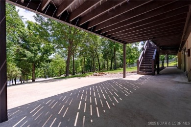 Completely reimagined with luxury in mind, this 4 bed, 3 bath on Sycamore Creek Golf Club in Missouri - for sale on GolfHomes.com, golf home, golf lot