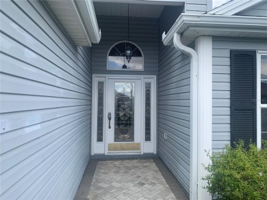Welcome to this charming 3 bedrooms, 2 bath home in the Villages on Glenview Championship Golf and Country Club in Florida - for sale on GolfHomes.com, golf home, golf lot