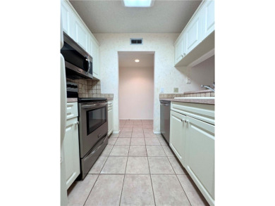 MOTIVATED seller, bring all offers! This charming condo boasts on Vista Plantation Golf Club in Florida - for sale on GolfHomes.com, golf home, golf lot