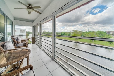 Spacious updated CORNER penthouse unit with great views in the on Inverrary Country Club in Florida - for sale on GolfHomes.com, golf home, golf lot