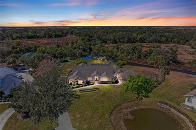 SARASOTA FL: Private Oak Ford retreat on 2 acres with pond, pool on Oak Ford Golf Club in Florida - for sale on GolfHomes.com, golf home, golf lot