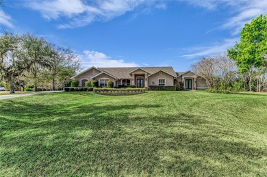 SARASOTA FL: Private Oak Ford retreat on 2 acres with pond, pool on Oak Ford Golf Club in Florida - for sale on GolfHomes.com, golf home, golf lot