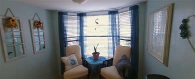 Welcome to your resort style retreat! This bright and airy 2/2/1 on Seven Springs Golf and Country Club in Florida - for sale on GolfHomes.com, golf home, golf lot