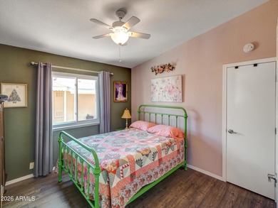 Adorable, bright 2+ bedroom home with great N/S exposure, mature on Paradise Peak Golf Course in Arizona - for sale on GolfHomes.com, golf home, golf lot