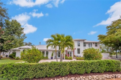 Gorgeous completely renovated home with sweeping golf course on Country Club of Naples in Florida - for sale on GolfHomes.com, golf home, golf lot