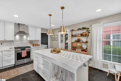 Welcome home to Holly Tree Plantation! This beautifully updated on Holly Tree Country Club in South Carolina - for sale on GolfHomes.com, golf home, golf lot