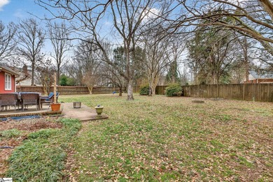 Welcome home to Holly Tree Plantation! This beautifully updated on Holly Tree Country Club in South Carolina - for sale on GolfHomes.com, golf home, golf lot