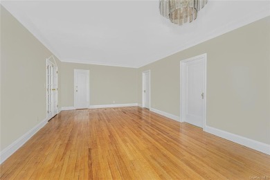 Spacious, freshly painted 2-bedroom unit in the exquisite Pelham on Pelham Country Club in New York - for sale on GolfHomes.com, golf home, golf lot