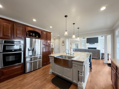 Enjoy the beauty of this 5 bedroom, 4 bath home at Stone Crest on StoneCrest Golf Course in Kentucky - for sale on GolfHomes.com, golf home, golf lot