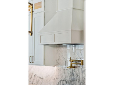 201 Tea Farm is an exceptional nearly one-acre property set on Miler Country Club in South Carolina - for sale on GolfHomes.com, golf home, golf lot