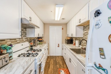 Beautiful 3 Bedroom, 1.5 Bath desirable end unit Condo in Blue on Blue Ridge Golf Club in New York - for sale on GolfHomes.com, golf home, golf lot