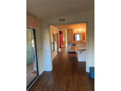 Spacious Home on the 18th hole of Zellwood Country Club and on Zellwood Station Country Club in Florida - for sale on GolfHomes.com, golf home, golf lot