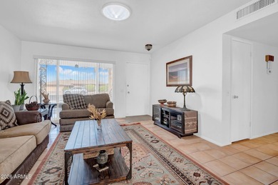 The inside features of this home include no popcorn ceilings on Sun City Lakes West and East in Arizona - for sale on GolfHomes.com, golf home, golf lot