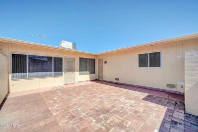 Charming 2-bedroom, 2-bath garden home in the heart of Sun City on Sun City-Willow Creek / Willow Brook  in Arizona - for sale on GolfHomes.com, golf home, golf lot