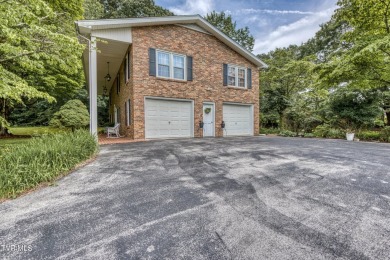 Welcome to 137 Maxwell Dr-- a charming, colonial style residence on Country Club of Bristol in Tennessee - for sale on GolfHomes.com, golf home, golf lot