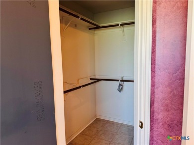 Need a home office, guest house, or studio? This property on Mill Creek Golf Club in Texas - for sale on GolfHomes.com, golf home, golf lot