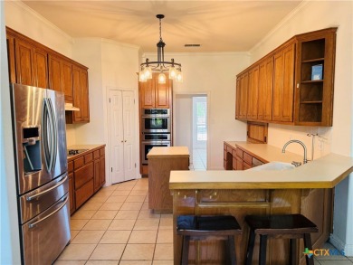 Need a home office, guest house, or studio? This property on Mill Creek Golf Club in Texas - for sale on GolfHomes.com, golf home, golf lot