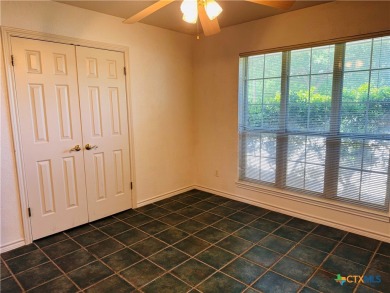 Need a home office, guest house, or studio? This property on Mill Creek Golf Club in Texas - for sale on GolfHomes.com, golf home, golf lot