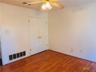 Need a home office, guest house, or studio? This property on Mill Creek Golf Club in Texas - for sale on GolfHomes.com, golf home, golf lot