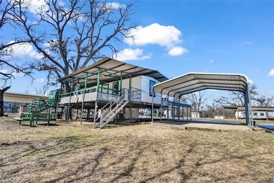 Waterfront living on the Brazos River offers a rare opportunity on Horseshoe Bend Country Club in Texas - for sale on GolfHomes.com, golf home, golf lot