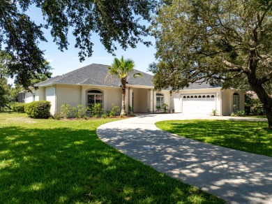 Stunning Golf Course Home in Prestigious Indian Bayou.
Welcome on Indian Bayou Golf and Country Club in Florida - for sale on GolfHomes.com, golf home, golf lot