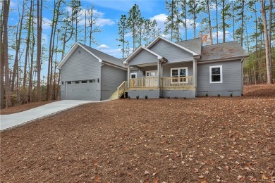 Keowee Key Interior New Construction Home located very near on Keowee Key Golf and Country Club in South Carolina - for sale on GolfHomes.com, golf home, golf lot