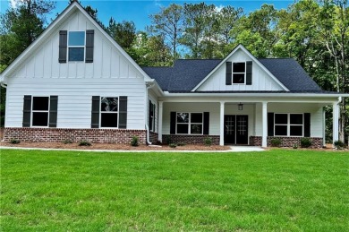 Welcome home to Fairfield Plantation Lake Community! You'll fall on Fairfield Plantation Golf and Country Club in Georgia - for sale on GolfHomes.com, golf home, golf lot
