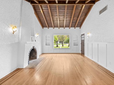 Perry Snell's *Jewel Box* is on the market and ready to welcome on The Renaisssance Vinoy Golf Club in Florida - for sale on GolfHomes.com, golf home, golf lot