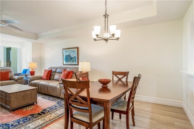 READY TO MOVE IN - 1st floor LAKEFRONT CONDO: 2 BD/2 BA on Oak Harbor Country Club in Florida - for sale on GolfHomes.com, golf home, golf lot