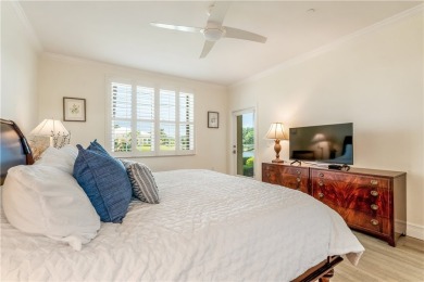 READY TO MOVE IN - 1st floor LAKEFRONT CONDO: 2 BD/2 BA on Oak Harbor Country Club in Florida - for sale on GolfHomes.com, golf home, golf lot