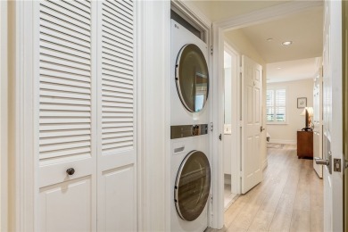 READY TO MOVE IN - 1st floor LAKEFRONT CONDO: 2 BD/2 BA on Oak Harbor Country Club in Florida - for sale on GolfHomes.com, golf home, golf lot