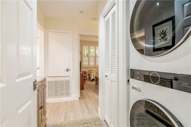 READY TO MOVE IN - 1st floor LAKEFRONT CONDO: 2 BD/2 BA on Oak Harbor Country Club in Florida - for sale on GolfHomes.com, golf home, golf lot