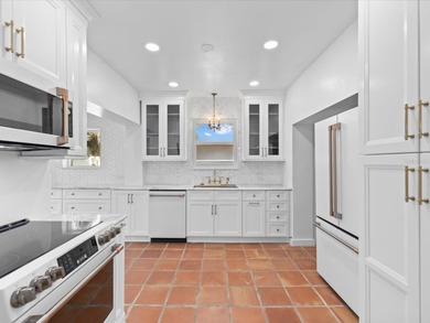 Perry Snell's *Jewel Box* is on the market and ready to welcome on The Renaisssance Vinoy Golf Club in Florida - for sale on GolfHomes.com, golf home, golf lot