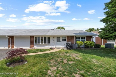 Spacious Regency Model in Leisure Village East! Welcome to this on Leisure Village East in New Jersey - for sale on GolfHomes.com, golf home, golf lot