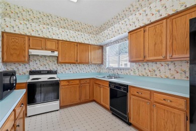 Under contract-accepting backup offers. CUSTOM 3 BED/2 BATH HOME on Orange Blossom Hills Golf and Country Club in Florida - for sale on GolfHomes.com, golf home, golf lot