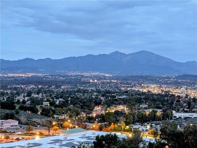 SPECTACULAR VIEWS IN PRESTIGIOUS GATE 14!! 3RD FLOOR END UNIT 3 on Aliso Viejo Country Club in California - for sale on GolfHomes.com, golf home, golf lot