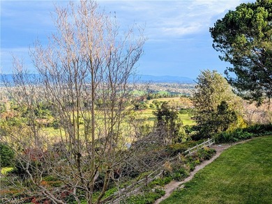 SPECTACULAR VIEWS IN PRESTIGIOUS GATE 14!! 3RD FLOOR END UNIT 3 on Aliso Viejo Country Club in California - for sale on GolfHomes.com, golf home, golf lot