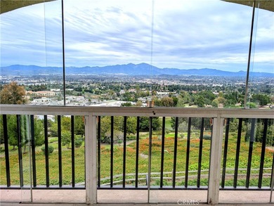 SPECTACULAR VIEWS IN PRESTIGIOUS GATE 14!! 3RD FLOOR END UNIT 3 on Aliso Viejo Country Club in California - for sale on GolfHomes.com, golf home, golf lot