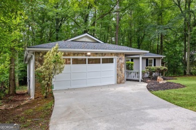 Welcome to your dream home! This charming 3-bedroom, 2-bath on Fairfield Plantation Golf and Country Club in Georgia - for sale on GolfHomes.com, golf home, golf lot